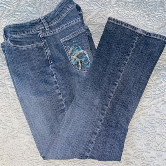 Chico's Platinum Stretch Jeans Size 1.5 Short decorated pocket - Picture 8 of 8
